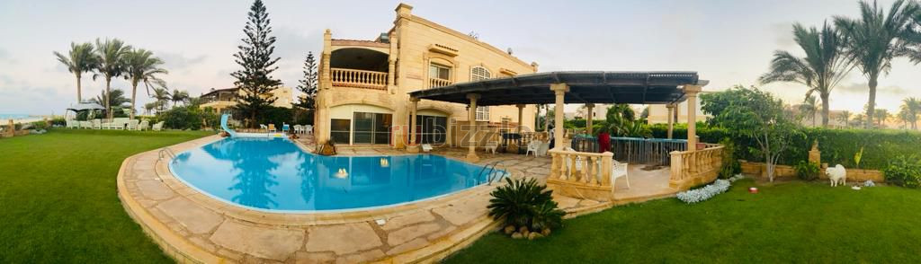 Castle For Sale In Marina 5 - قصر للبيع في مارينا 5 (E5709)